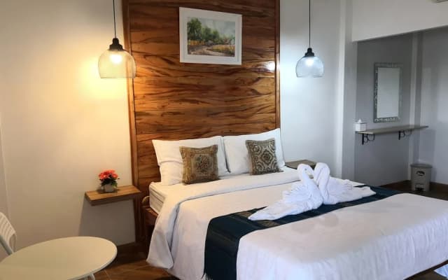Naruchon Hotel - photo 4
