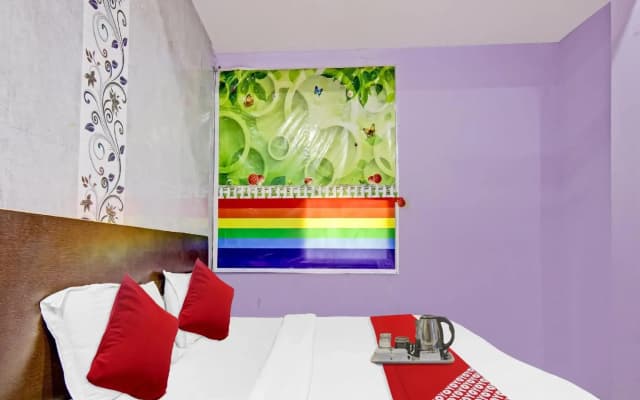 SPOT ON 70037 Hotel Delight Inn - photo 2
