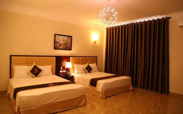 Iris Hotel Halong - photo 4