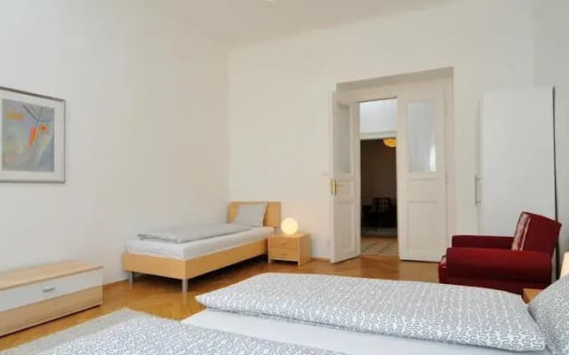 Foerster Apartments - photo 2