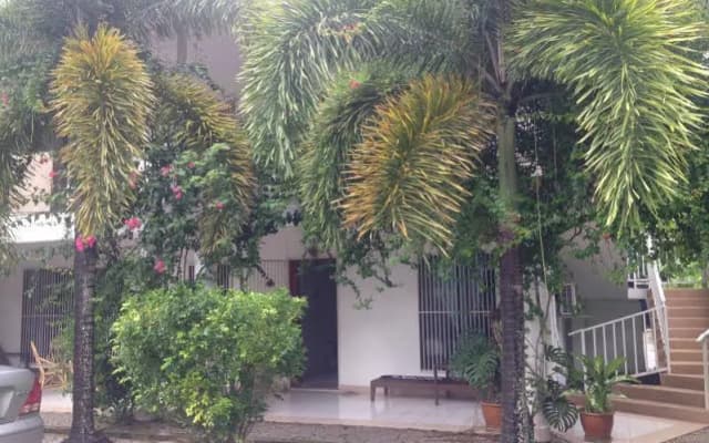 Red Door Apartments - photo 4