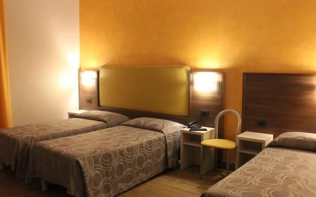 Hostel House Beatrice - photo 3