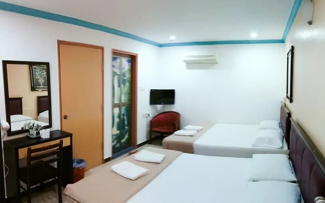 Twin Star Hotel - photo 3