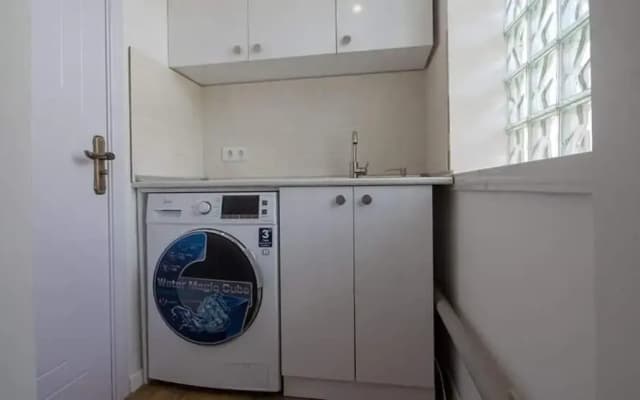 Studio with balcony on Melikishvili, city center - photo 2