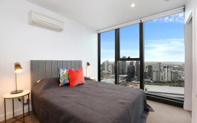 Orange Stay At Melbourne Quarter - photo 2