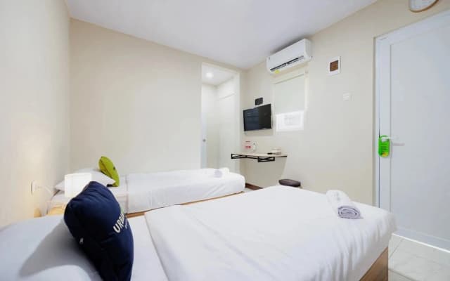 Urbanview Petukangan Mansion Jakarta - photo 4