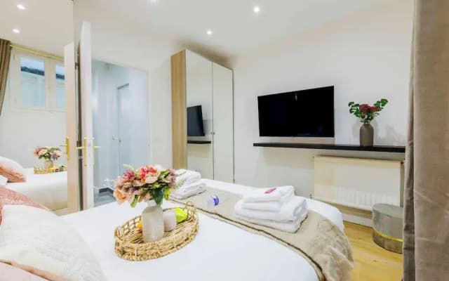 Authentic Apartment - 1br/4p - Grands Boulevards - photo 2