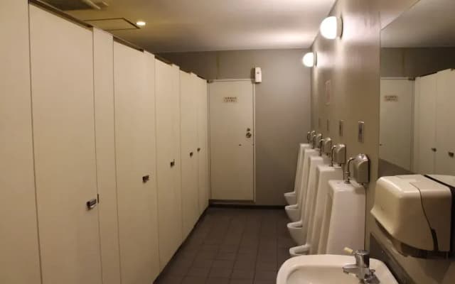 Sauna & Capsule Hotel Hokuo - photo 4