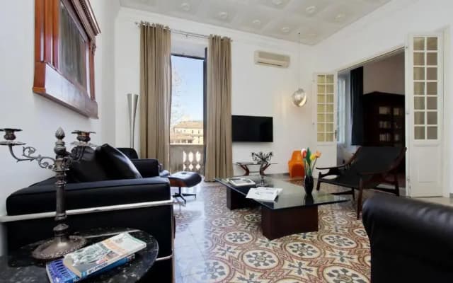 Tiberina Spacious Apartment - photo 2