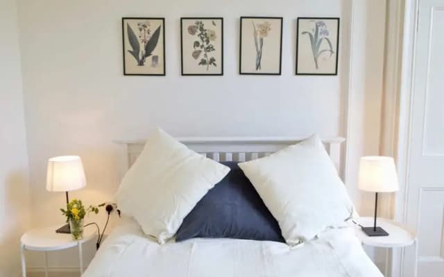 Bright 2 Bedroom Dalry Apartment - photo 4