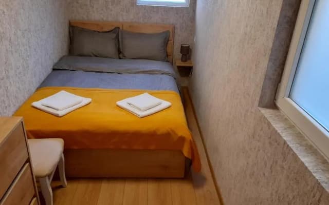 Yellow Apartment - photo 3