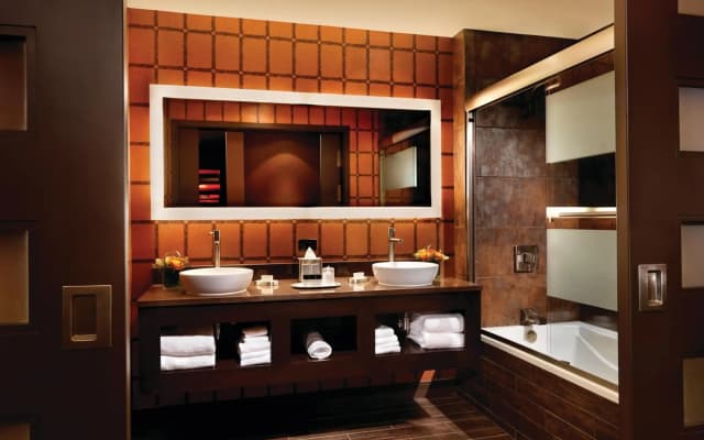 Golden Nugget Las Vegas Hotel & Casino - photo 3