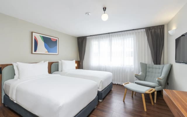 Arck Hotel - photo 2