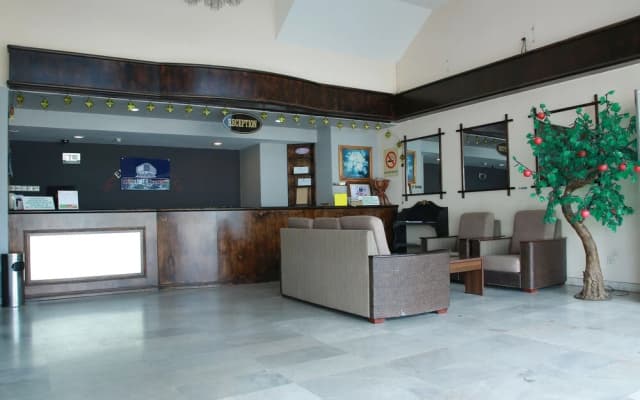 DE LA Hotel - photo 2