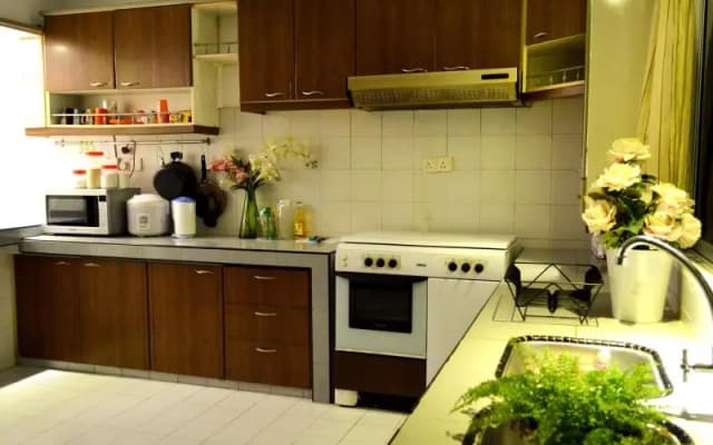 Subang Jaya Vacation Home - photo 2