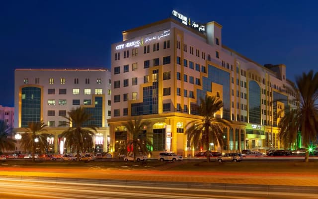 City Seasons Muscat Hotel - photo 4