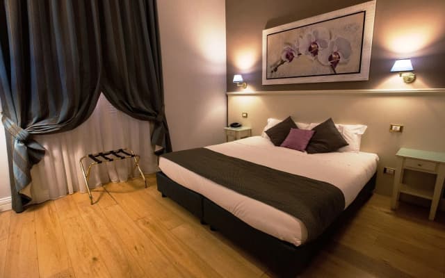 Domus Castrense Hotel - photo 4