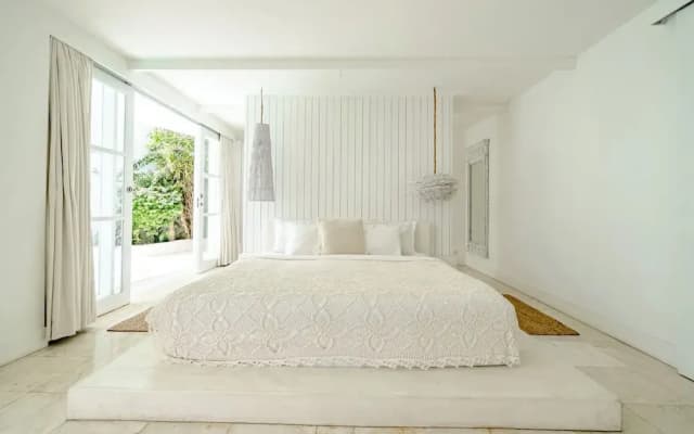 Gravity Boutique Suites - photo 2