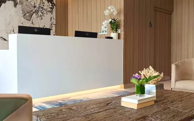 Laya Suites & Residences - photo 2