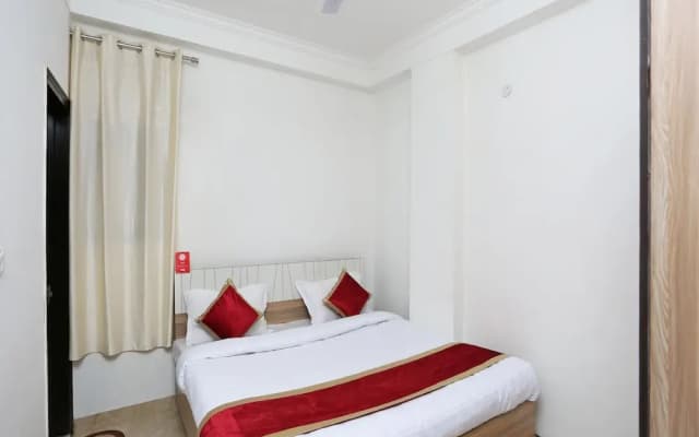 OYO 11953 Galaxy Residency - photo 5