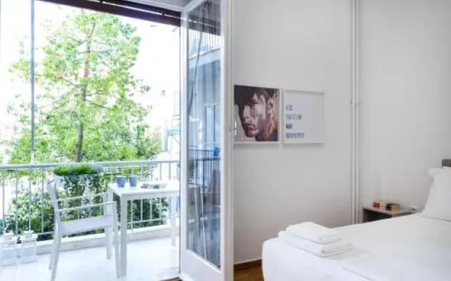Likavittos Apartments - photo 2