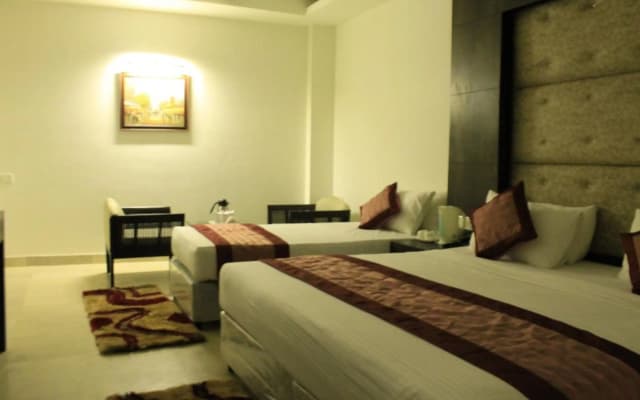 OYO 2202 Hotel City Heights - photo 5