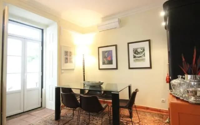 Romantic Central Flat Lisbon - photo 4