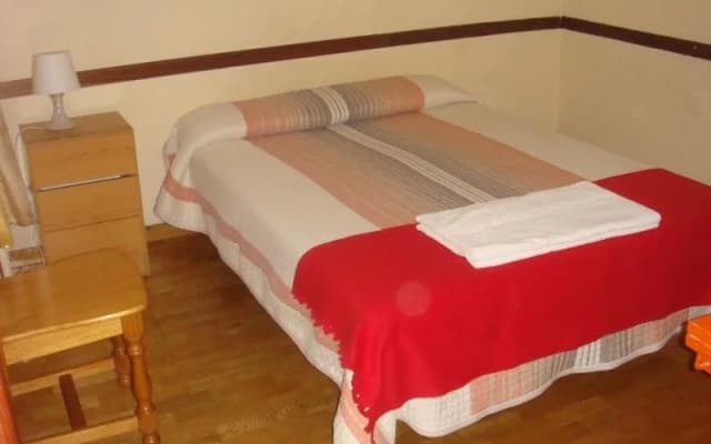 Hostal Muntaner - photo 2