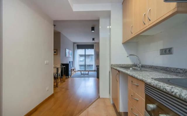 Modern and bright apartment in Eixample 5-2 - photo 5
