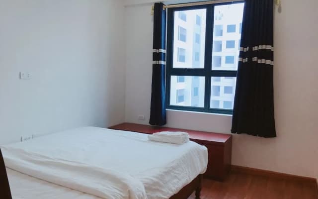 Ur Hanoi Service Apartment - photo 3