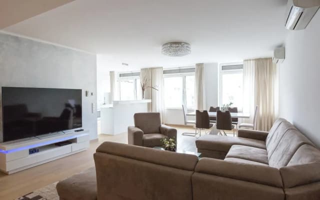 Parkring Apartments - photo 2