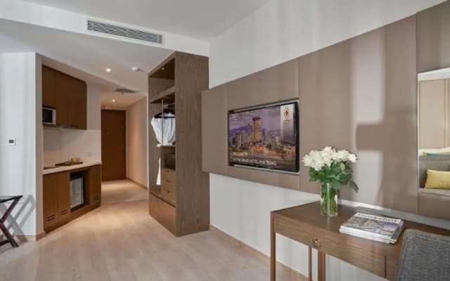 Parama Apartment Square Central - photo 4