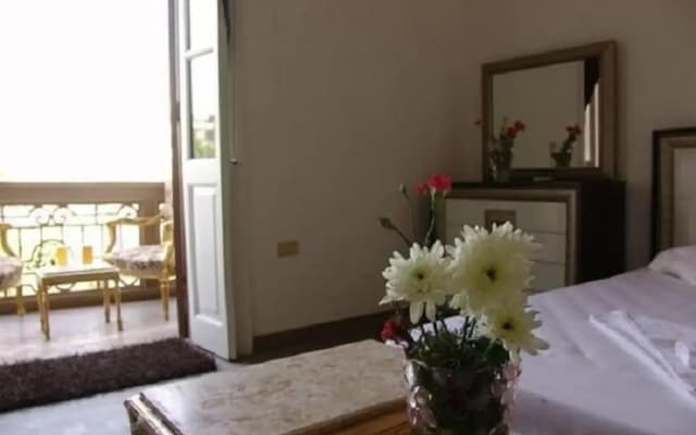 New Grand Royal Hotel - photo 5