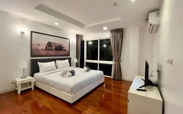 6-36 - 3 Bdr Modern Penthouse With Shared Pool - photo 3