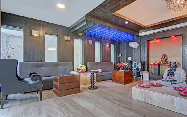 Treebo Premium Relax Inn Patel Nagar - photo 2