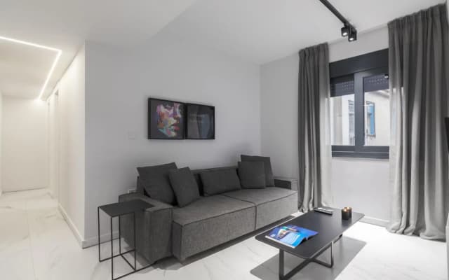 Heritage Apartments - photo 3