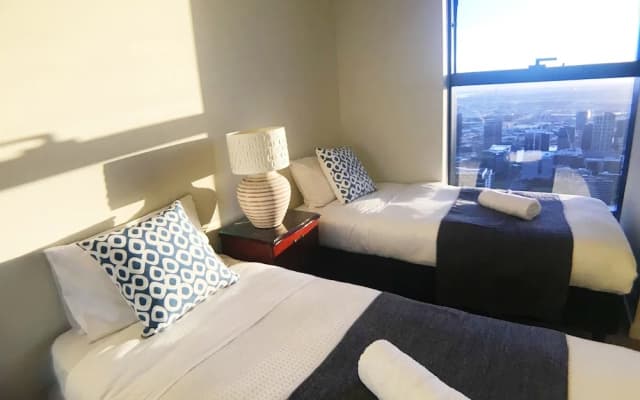 Sky City Serviced Apartment - photo 5