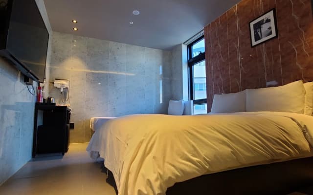 MG Hotel Jonggak - photo 5