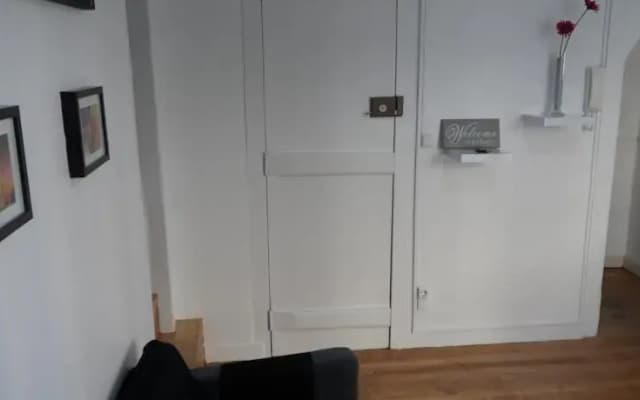 Lisbon Lovely Flat With Balcony - photo 5