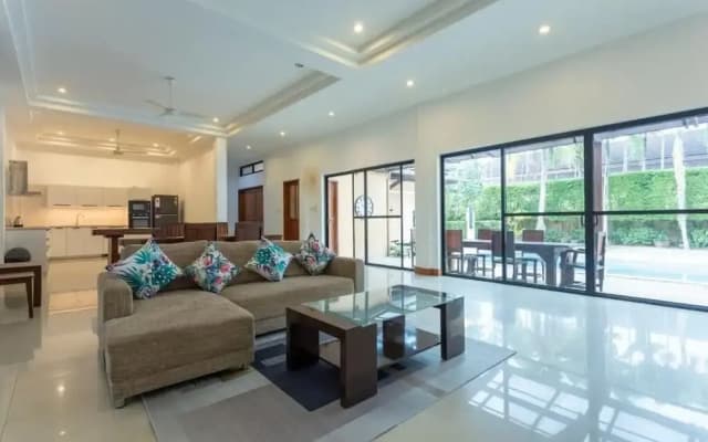 Private Villa Jacuzzi Great Area V170 - photo 3