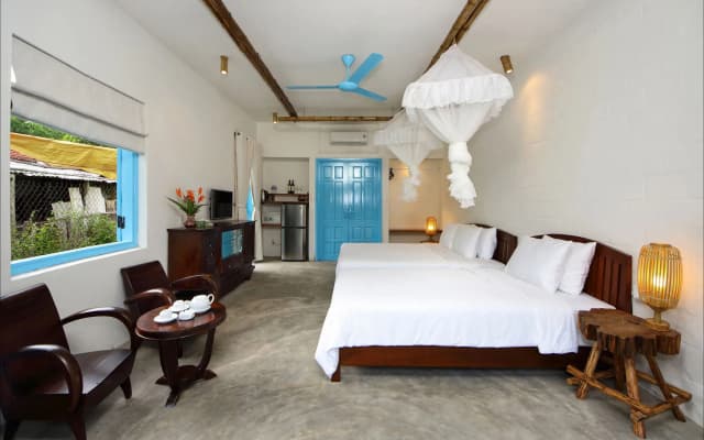 Life Beach Villa - photo 3