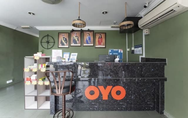 OYO 90417 Apollo Hotel - photo 2