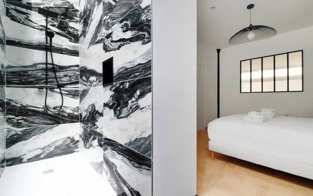 Elegant Apartment - 3br/7p - Moulin Rouge - photo 3