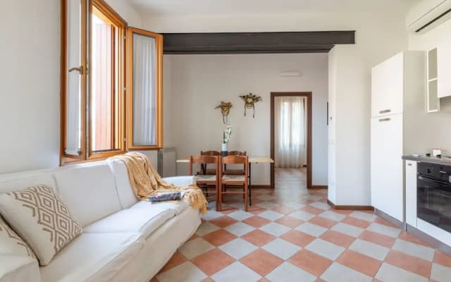 Close to Venice Apartment - photo 4