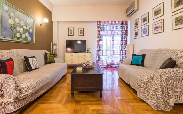 Comfortable Central Athens Flat by Cloudkeys - photo 4