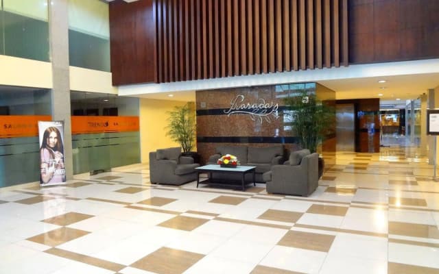 Capital O 203 Prasada Mansion Sudirman - photo 2