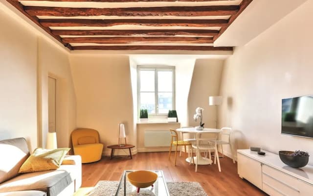 Luxury apartment - Place des Victoires - photo 5