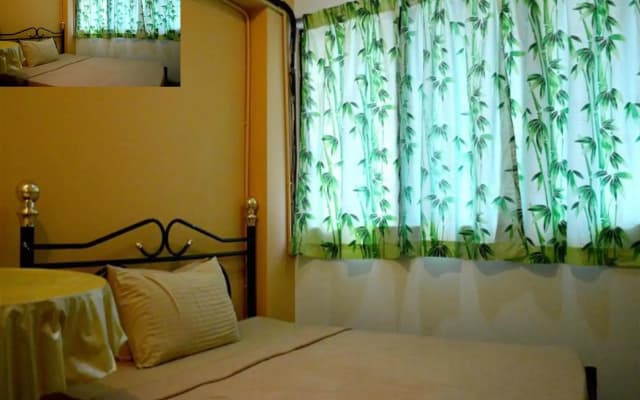 Seven Nite Inn - photo 5