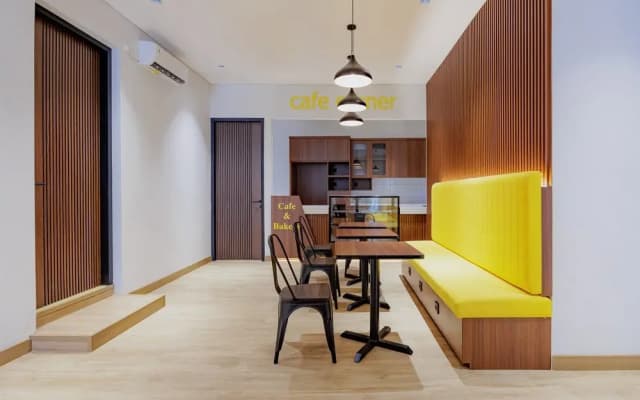 Urbanview Hotel Yampi TB Simatupang - photo 5