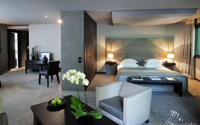 Hotel Square - photo 5